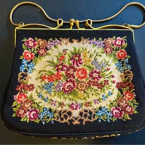 Jolle Needlepoint vintage small tote , made in Austria 🇦🇹 Very nice vintage .